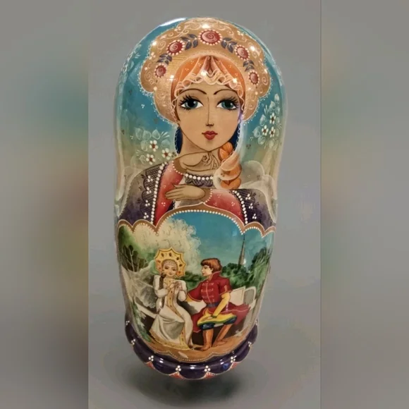 Incredible 10 Pc Wooden Russian Matryoshka Stacking Doll Set-Hand Painted (1999) - Picture 2 of 6